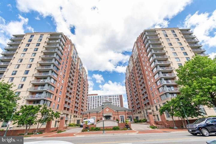 For Rent $1,995/month