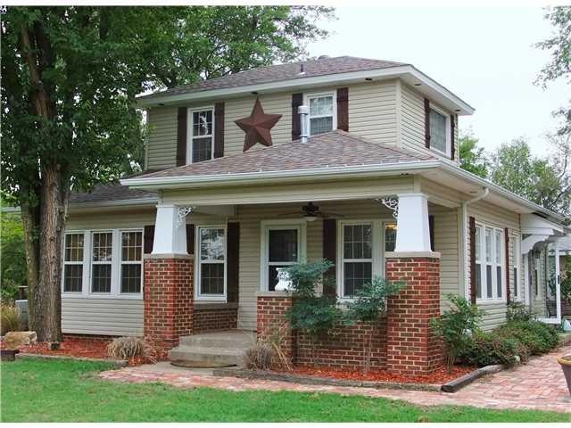Exterior Front.