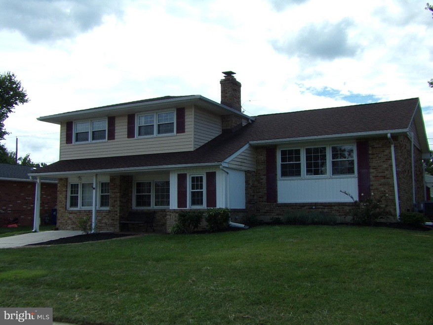 2616 Longfellow Dr, Wilmington, DE 19808 - photo 1