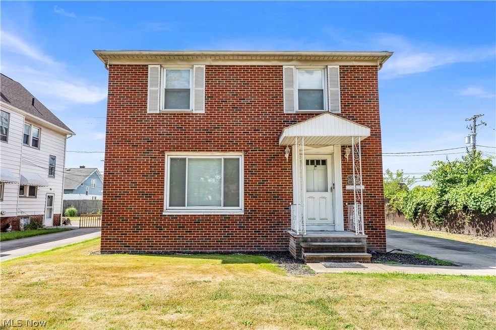 Front facade with a front yard