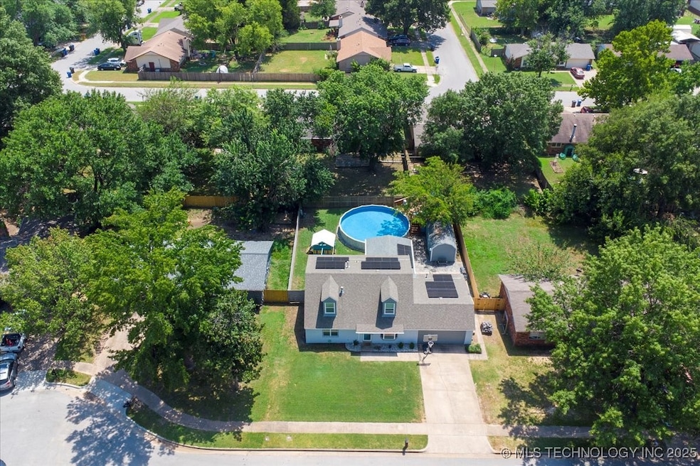 321 W Waco Place, Broken Arrow, OK 74011 - photo 1