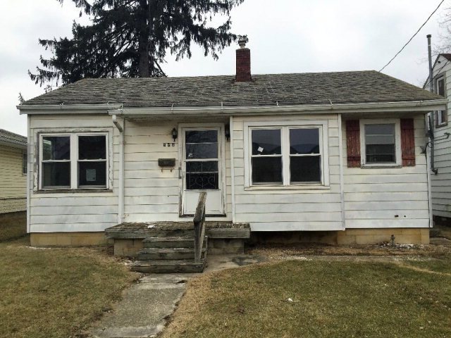 542 Universal Ave, Marion, OH 43302 - photo 1