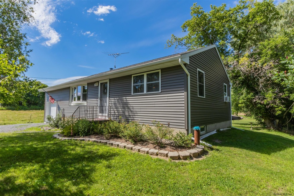 1106 Township Rd, Altamont, NY 12009 - photo 1