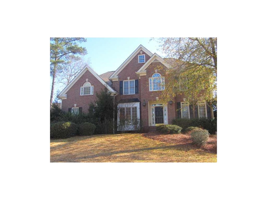 Exterior Front. Well maintained home in Polo Golf 