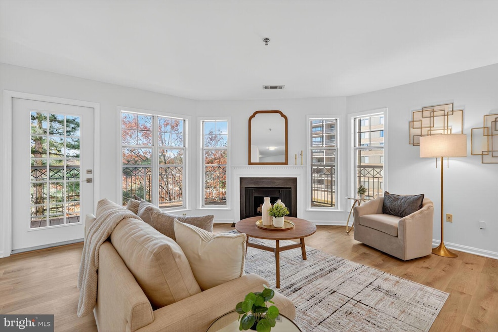 Under Contract $439,000