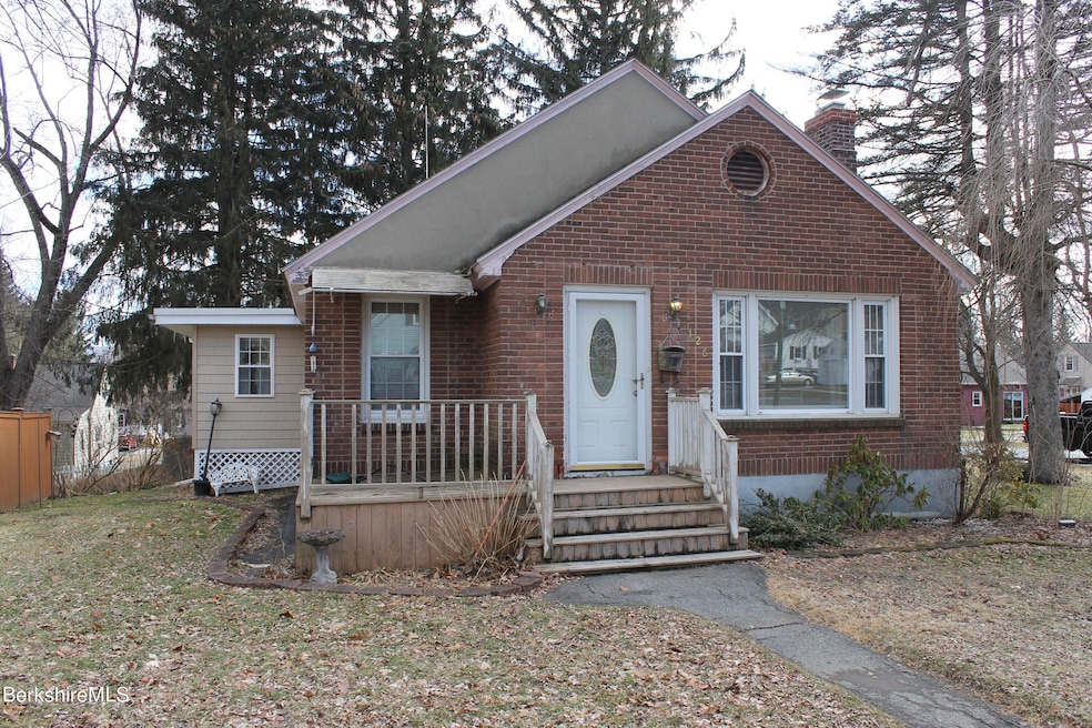 126 Connecticut Ave, Pittsfield, MA 01201 - photo 1