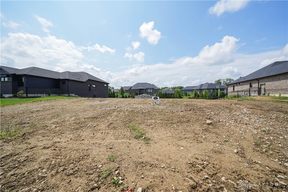 1947 Horseshoe Bend, Dayton, OH 45458 - photo 1