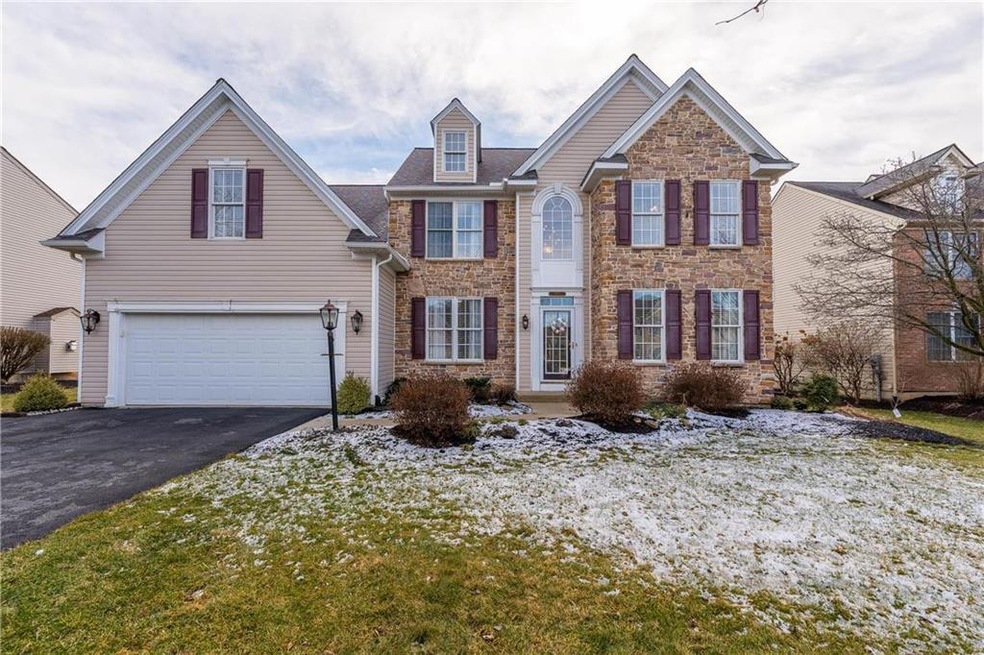 6764 Riegals Dr, Macungie, PA 18062 - photo 1