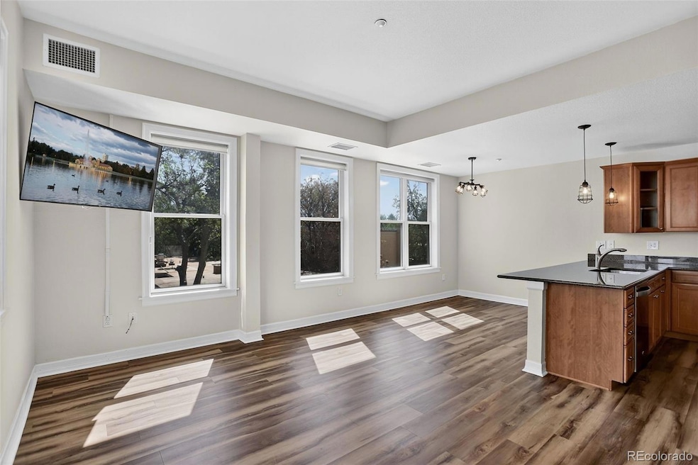 Bright Upper Floor, Corner Unit