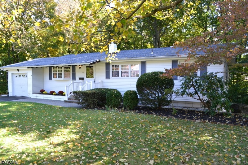 21 Brearly Crescent, Waldwick, NJ 07463 - photo 1