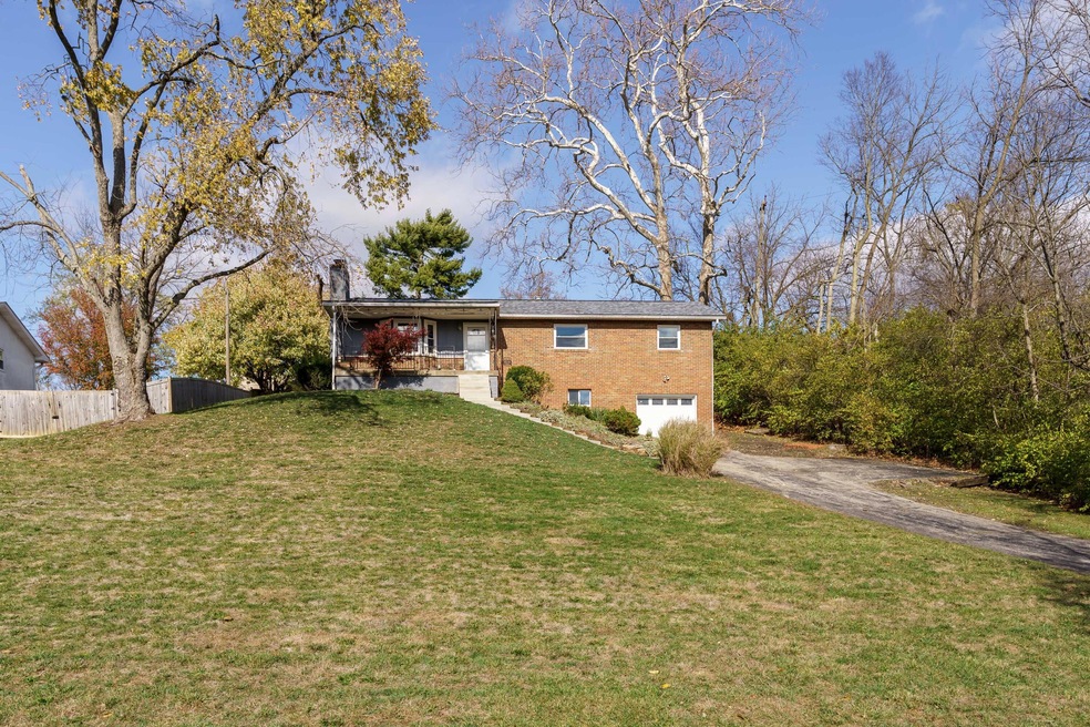 3288 Talbot Pl_01