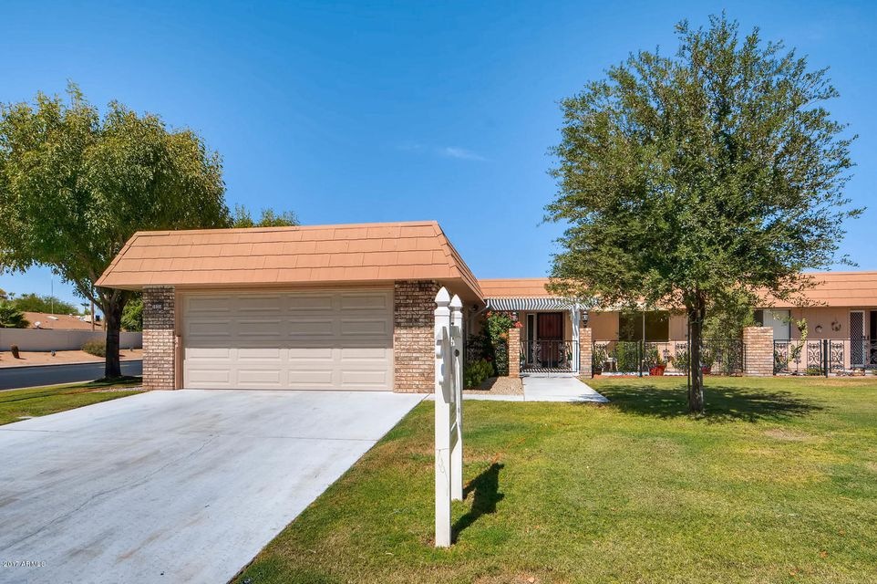 10358 W Highwood Ln Sun City-large-001-6