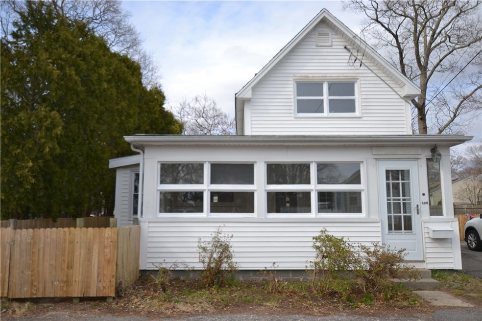 Heated porch w/ water views. Great for just relaxi