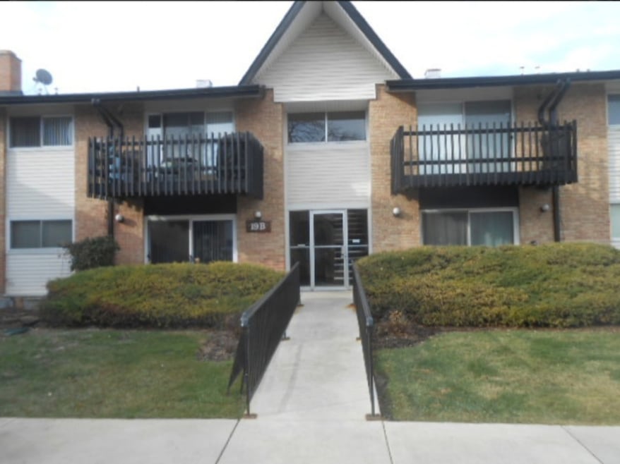 19 Kingery Quarter Unit 107B, Willowbrook, IL 60527 | MLS# MRD11924965