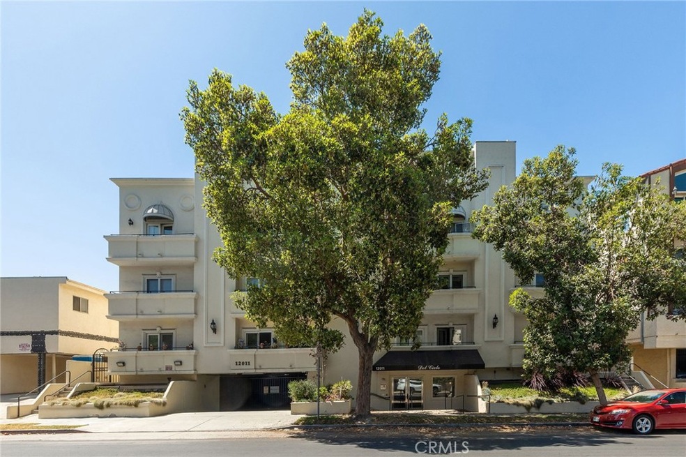 Sold $839,000 • Co-Listing Agent