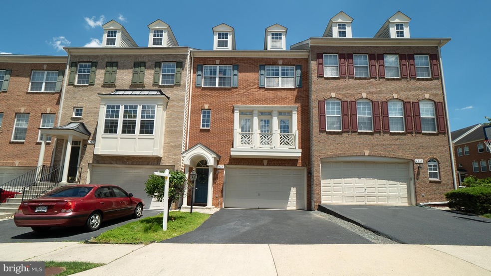 4967 Vail Ridge Ln, Fairfax, VA 22030 - photo 1