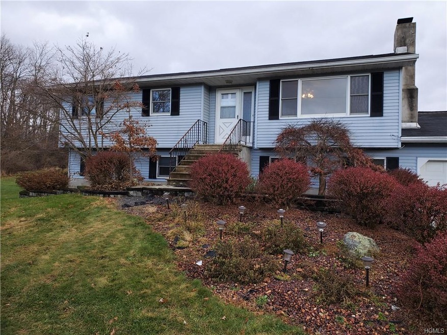 260 Otter Rd, Campbell Hall, NY 10916 - photo 1