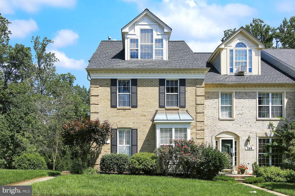 751 Leister Dr, Lutherville Timonium, MD 21093 - photo 1