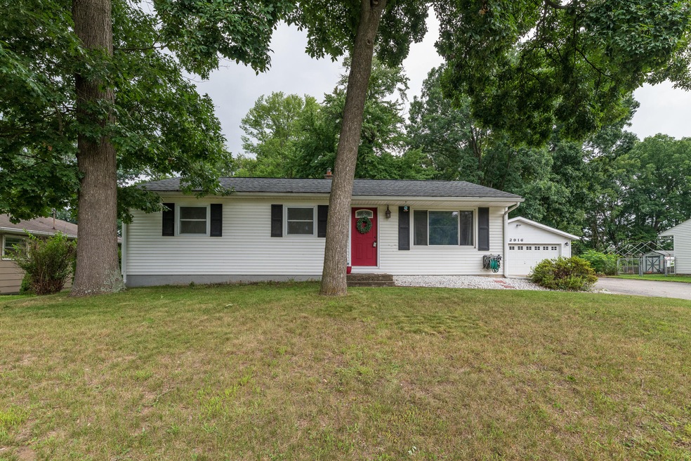 2916 Rolling Hill Ave, Portage, MI 49024 - photo 1