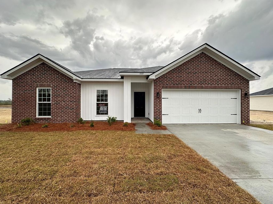 1709 Arnall Dr, Allenhurst, GA 31301 - photo 1