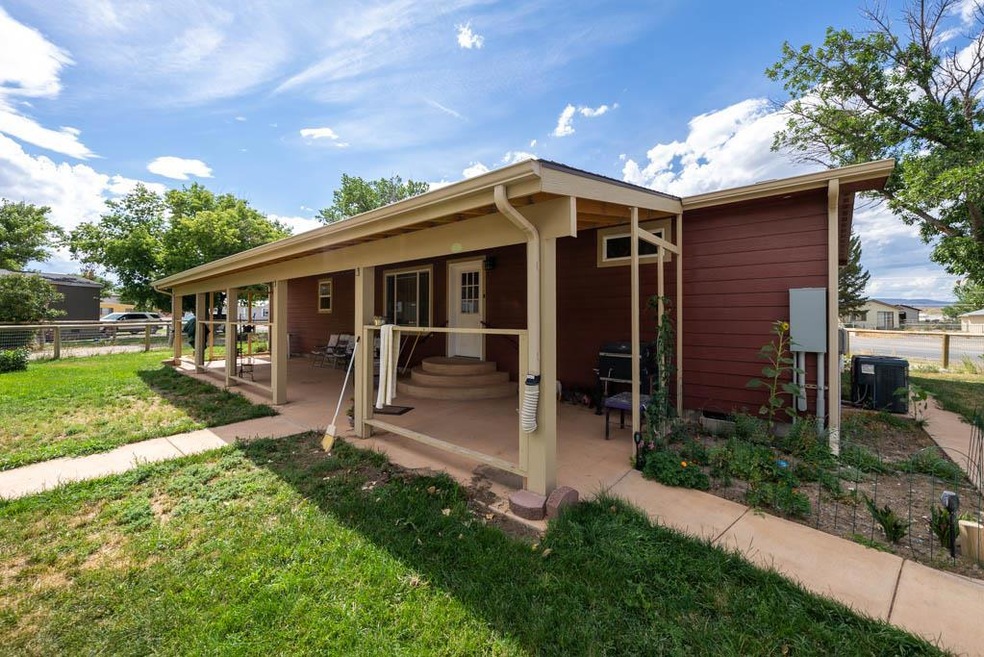 202 C St, Cody, WY 82414 - photo 1