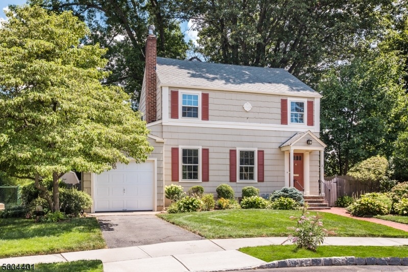 23 Hyde Rd, Bloomfield, NJ 07003 - photo 1