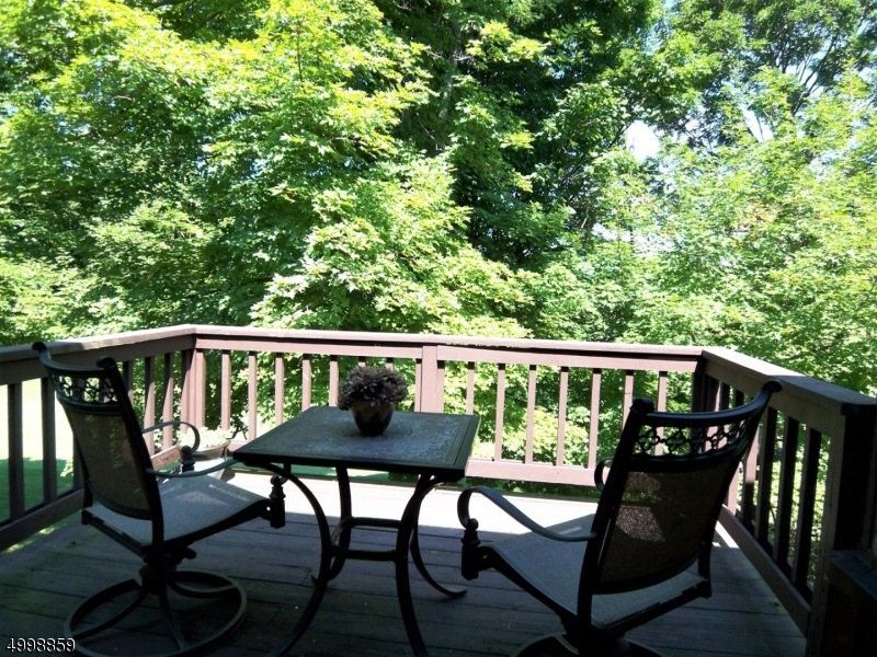 8 Augusta Dr, Vernon, NJ 07462 - photo 1