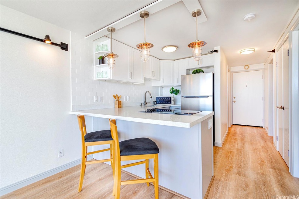 High floor unit fully renovated in 2021