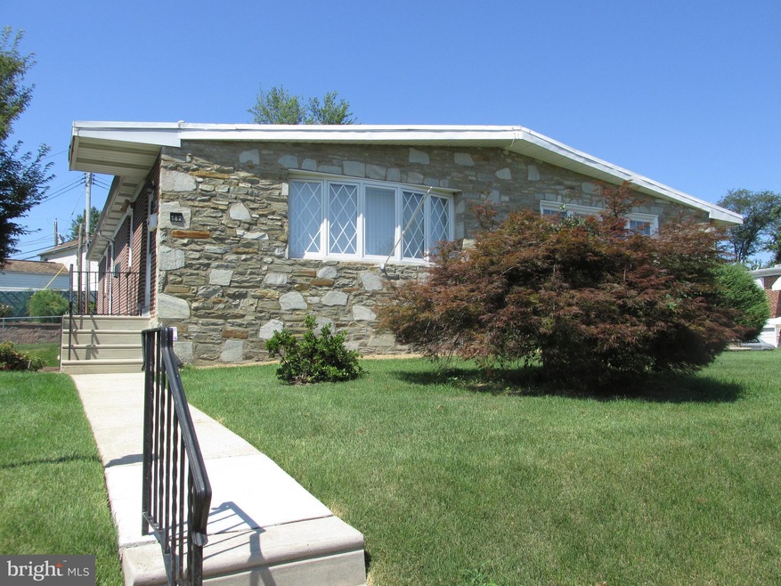 182 Dimarco Dr, Philadelphia, PA 19154 - photo 1