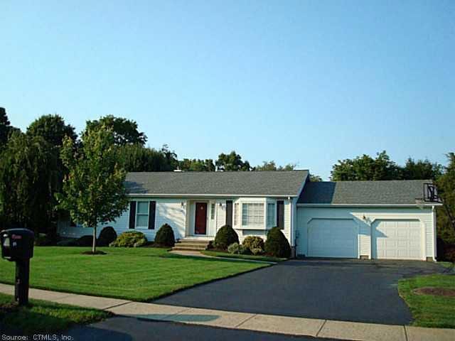 33 Broad View Dr, Wallingford, CT 06492 - photo 1