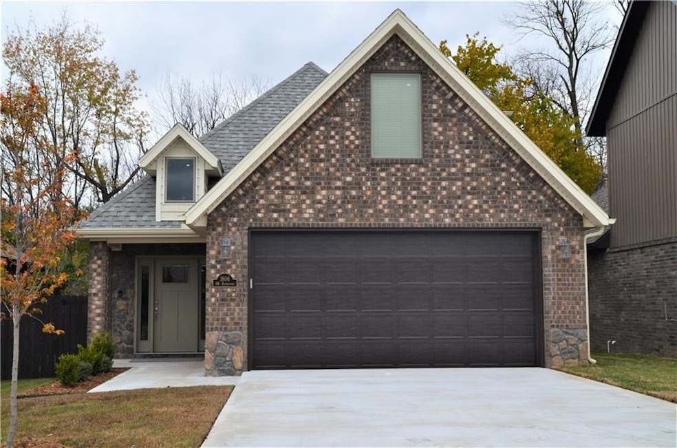 1806 SW Riverstone Rd, Bentonville, AR 72712 - photo 1