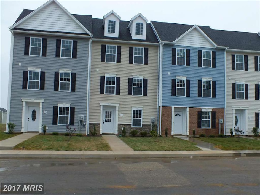 38 Hanger Ct, Inwood, WV 25428 - photo 1