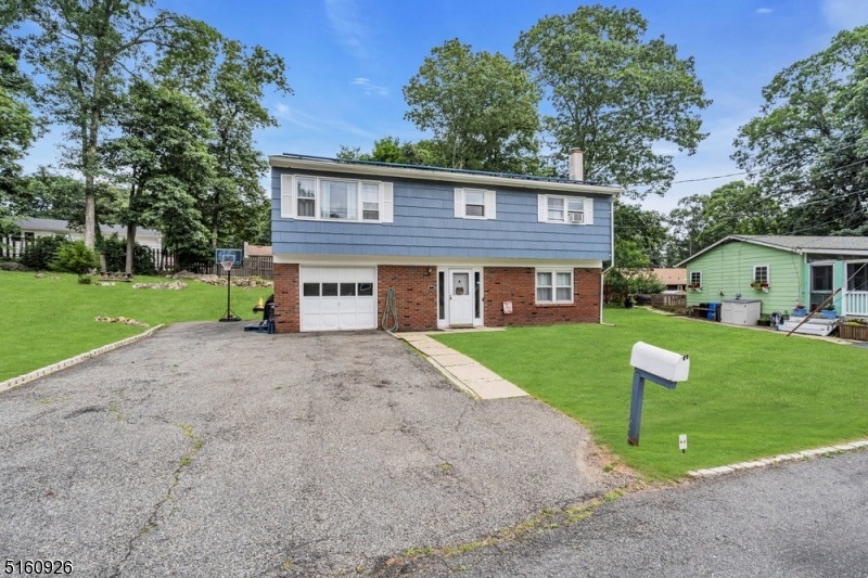 7 Billings Rd, Hopatcong, NJ 07843 - photo 1