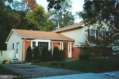 9538 Elvis Ln, Lanham, MD 20706 - photo 1