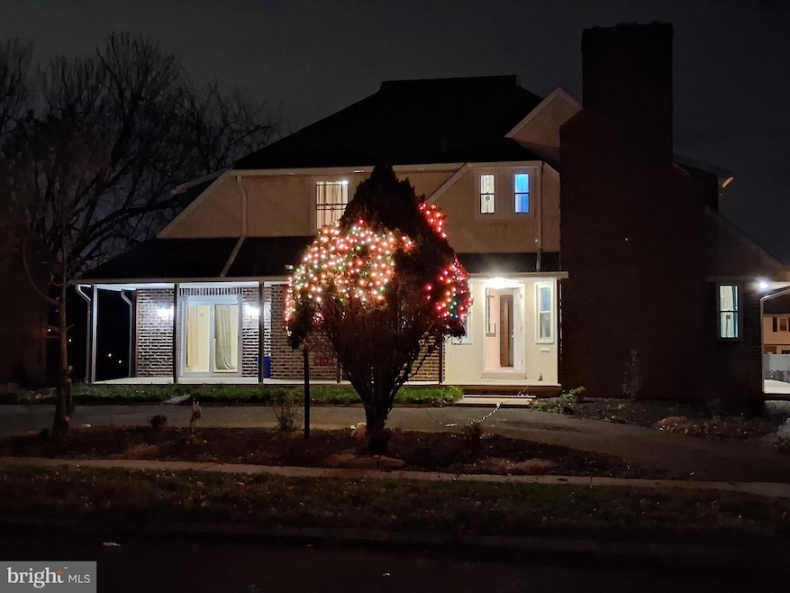 512 Mifflin Blvd, Reading, PA 19607 - photo 1