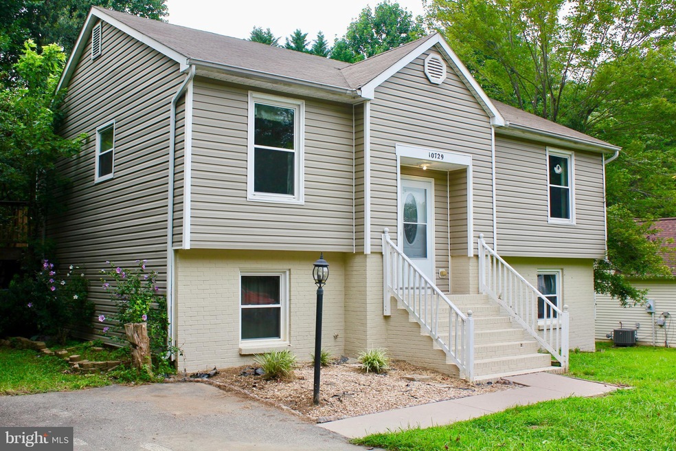 10729 Cobblestone Dr, Spotsylvania, VA 22553 - photo 1