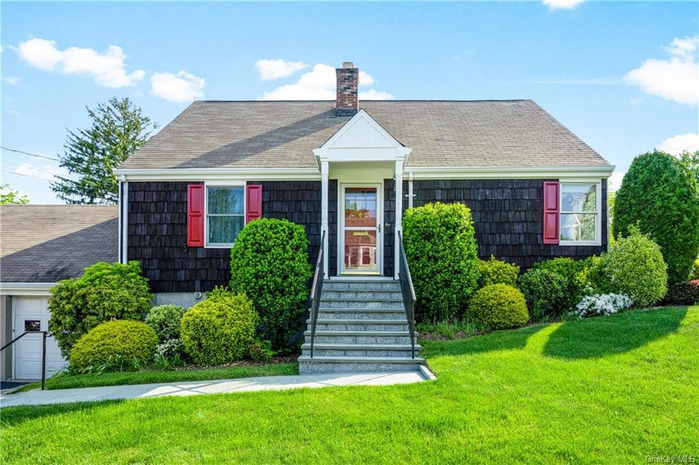 405 4th St, Mamaroneck, NY 10543 - photo 1