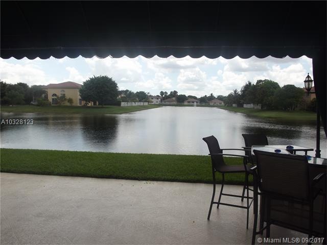 4602 NW 109th Ct, Doral, FL 33178 - photo 1