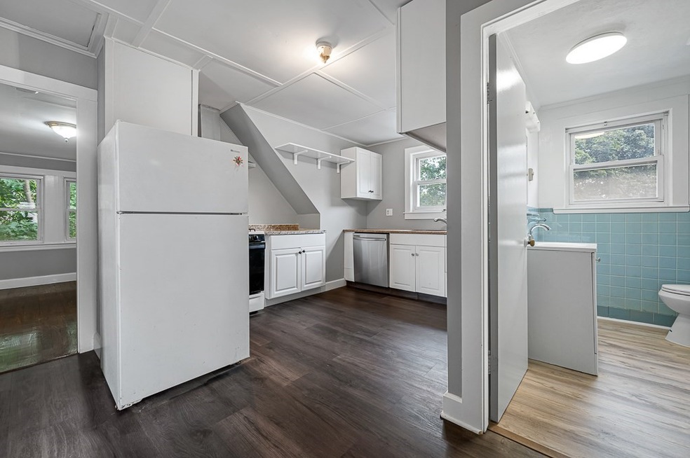 50 Ruggles St unit 3, Franklin, MA 02038 - photo 1