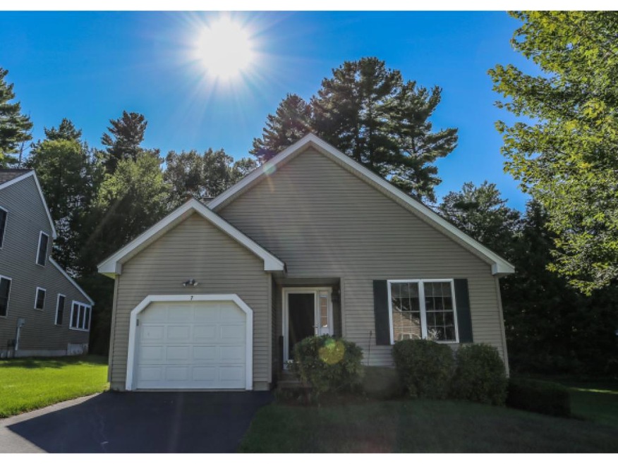 7 Gerrys Way unit 7, Milford, NH 03055 - photo 1