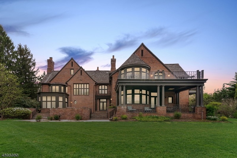 29 Mountain Ridge Dr, Livingston, NJ 07039 - photo 1