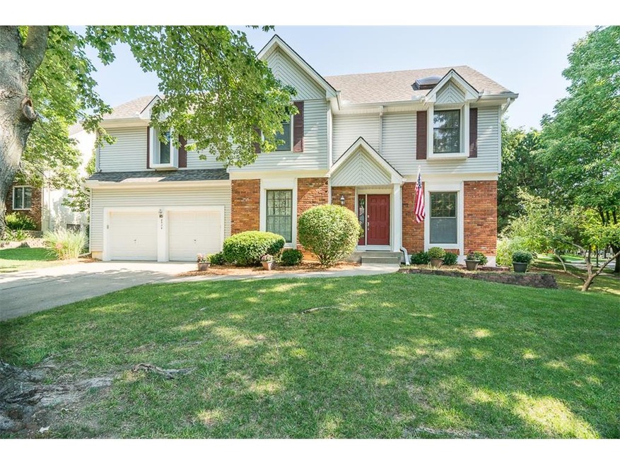 8524 Hallet St, Lenexa, KS 66215 - photo 1