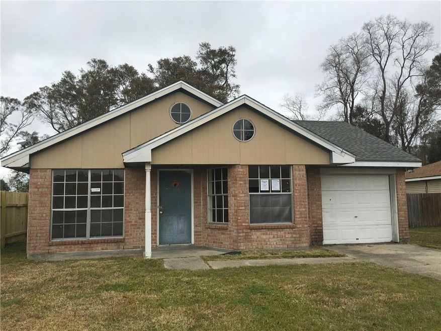 2812 Laurie Ln, Marrero, LA 70072 - photo 1