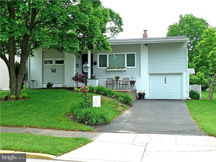 422 Haywood Rd, Ambler, PA 19002 - photo 1