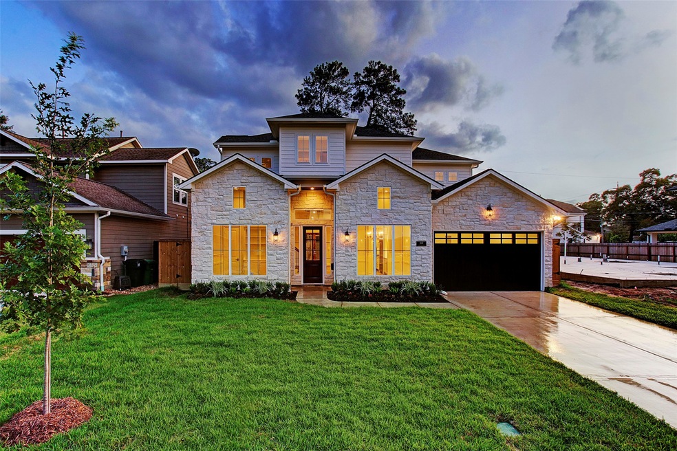 1353 Richelieu Ln, Houston, TX 77018 - photo 1