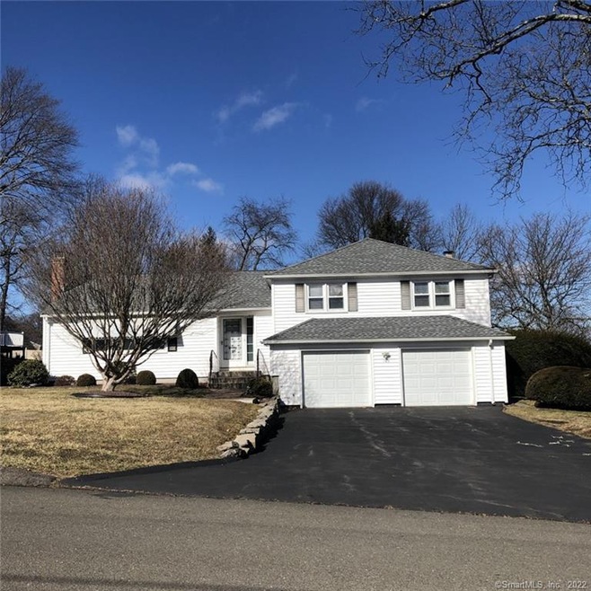 103 Crest St, Wethersfield, CT 06109 - photo 1