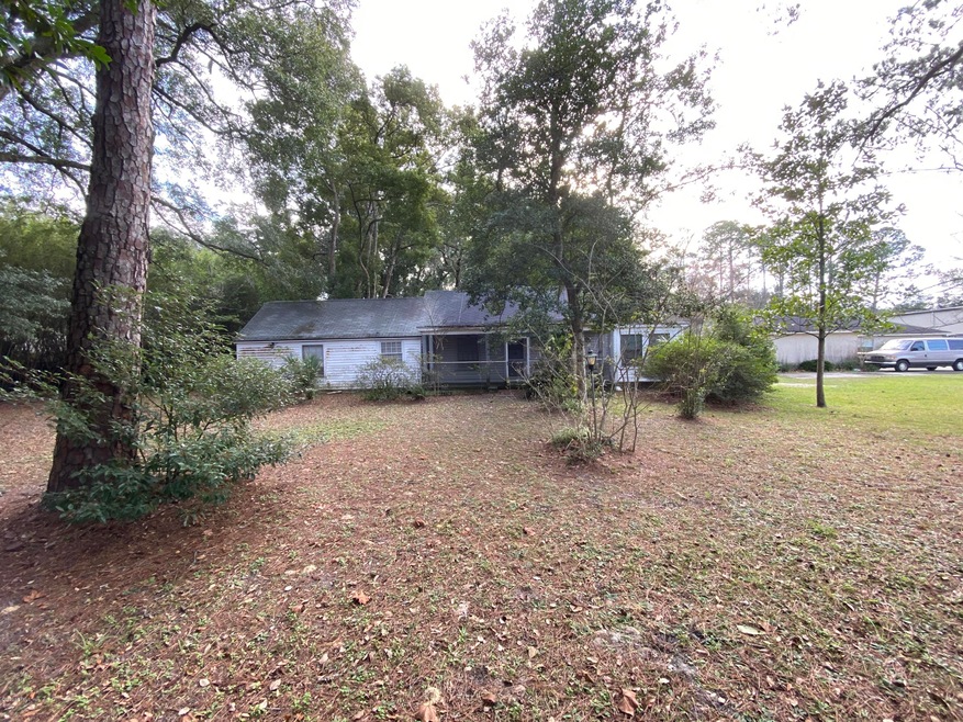 8056 Hogan Rd, Jacksonville, FL 32216 - photo 1