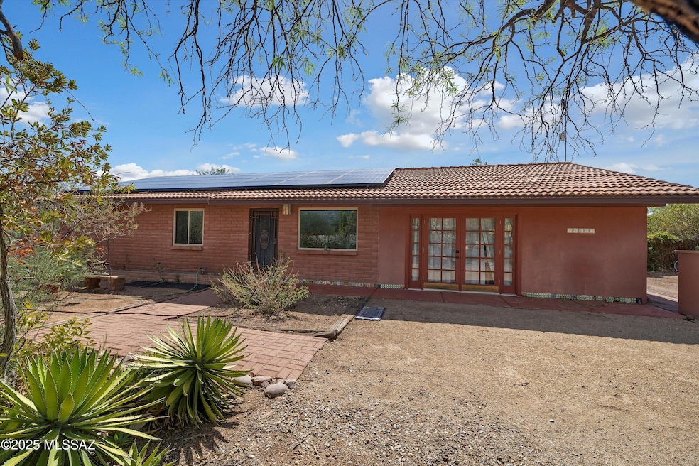 16625 N Swan Rd, Tucson, AZ 85739 - photo 1