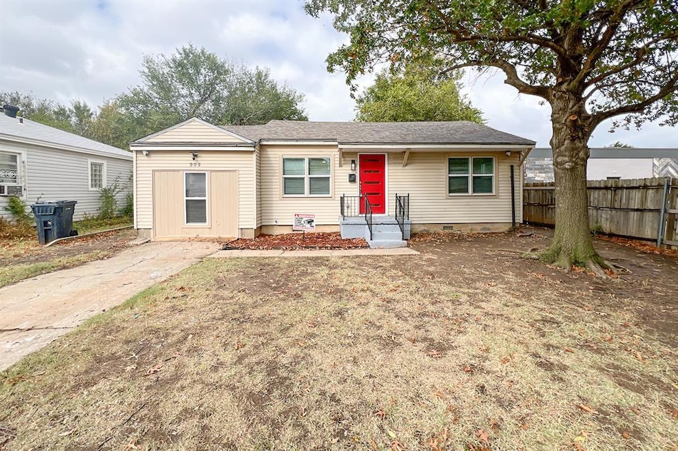 909 SW 48th St, Oklahoma City, OK 73109 - photo 1
