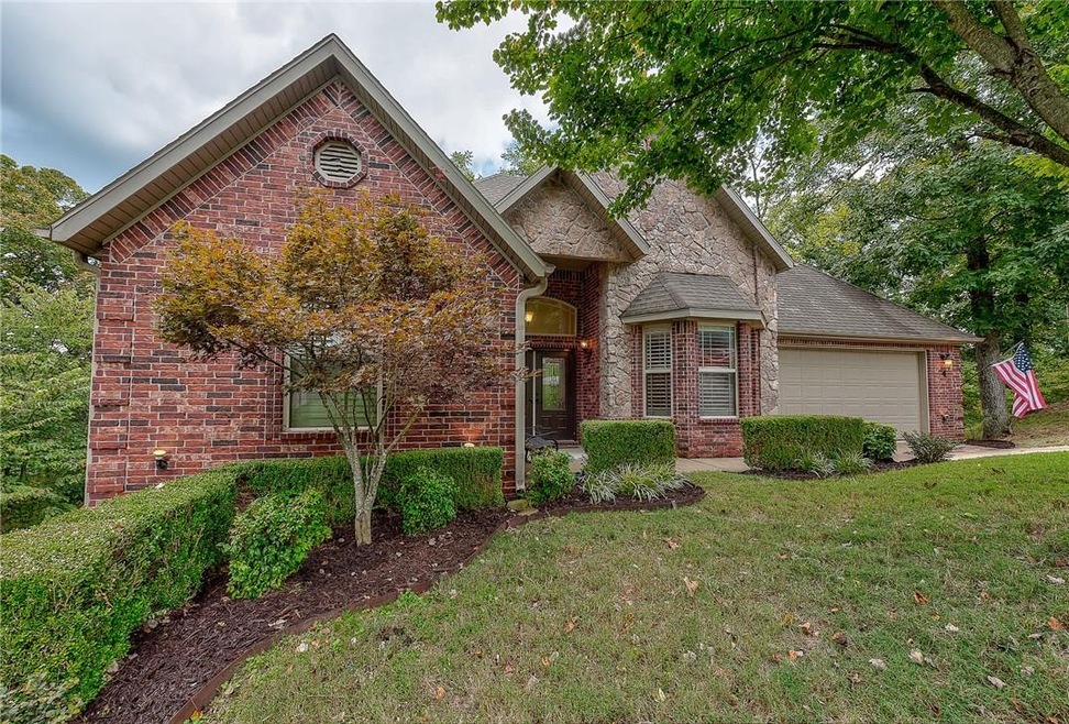  
4 Willow Bank Cir Bentonville, AR 72712